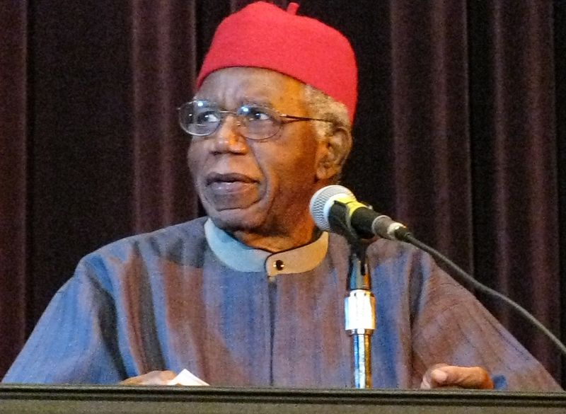 You are currently viewing Chinua Achebe – The man who transformed the domain of literature
