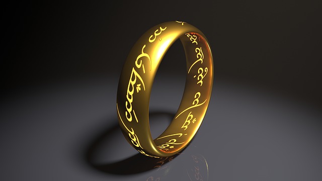 Read more about the article Get a bit of Tolkien in your home with Lord of the Rings merchandise