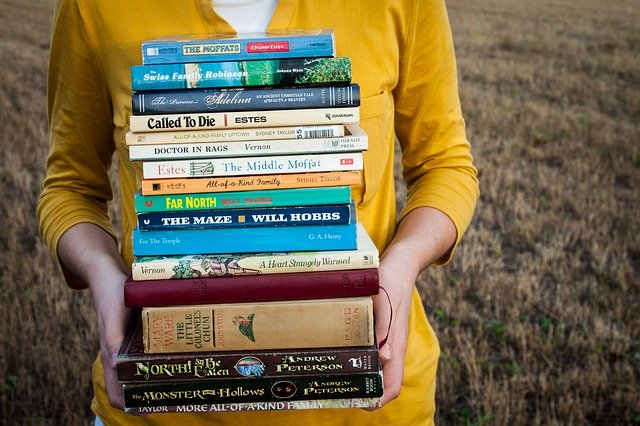 You are currently viewing Here are 10 iconic novels to read…..start off with your classical reading adventure!